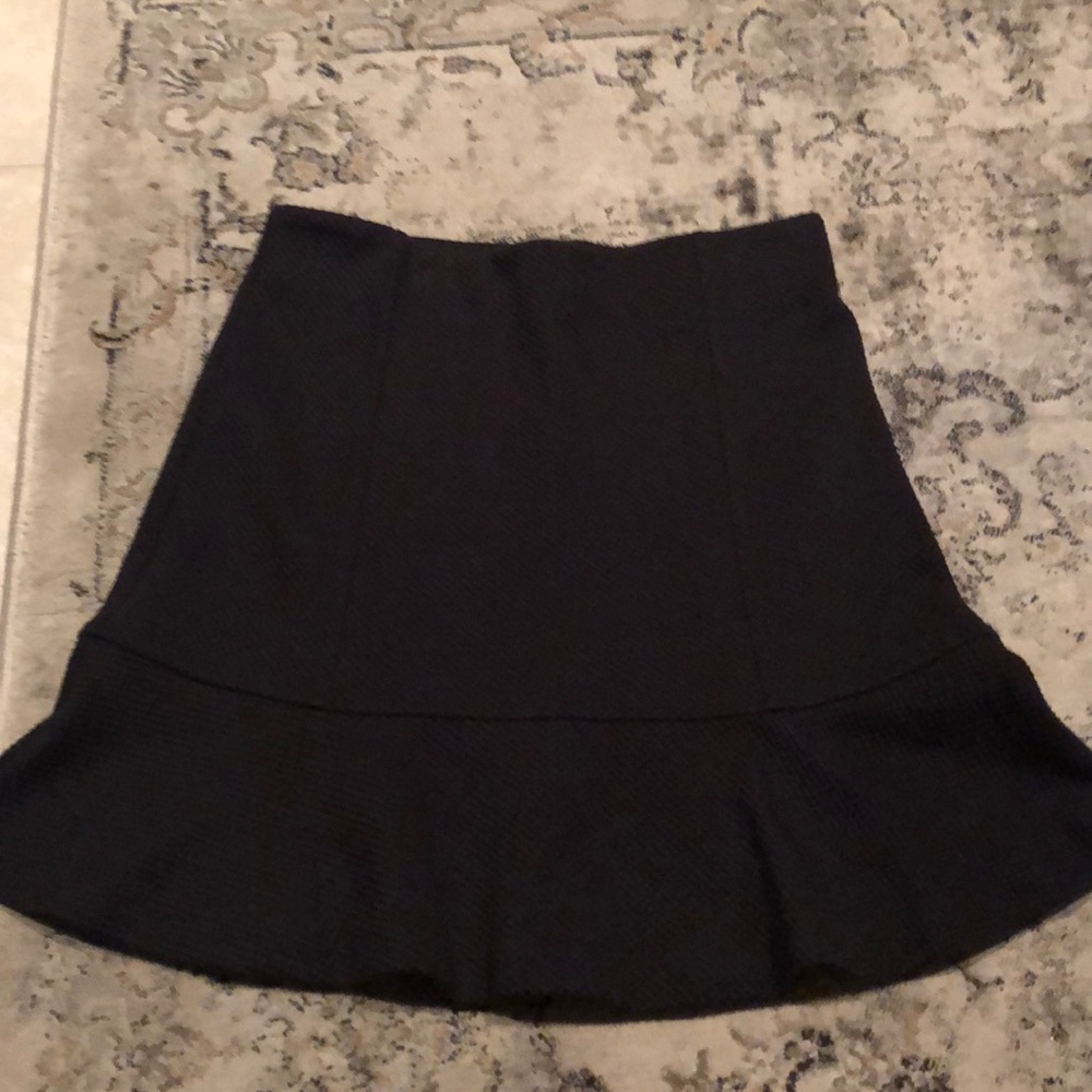 NWT! Loft fitted skirt!
